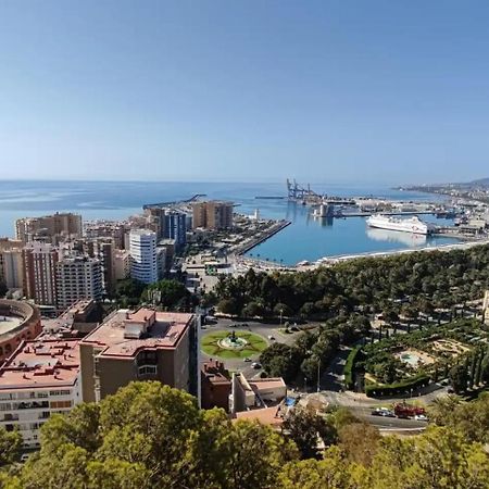 Sol Y Arte Suites Malaga Centro ภายนอก รูปภาพ
