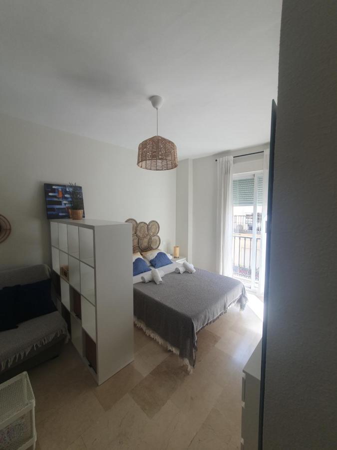 Sol Y Arte Suites Malaga Centro ภายนอก รูปภาพ