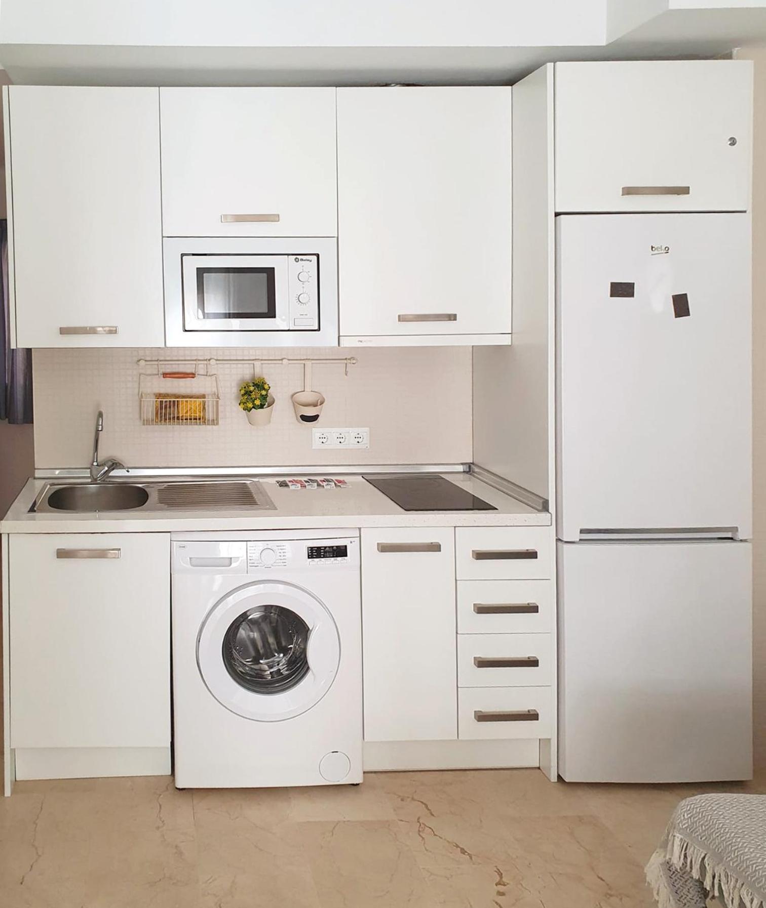 Sol Y Arte Suites Malaga Centro ภายนอก รูปภาพ